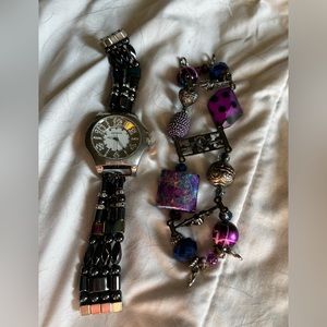 Geneva Watch with extra watch band.